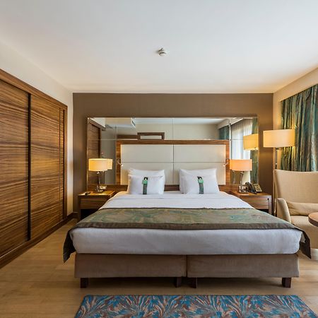 Holiday Inn Sisli By Ihg Istanbul Eksteriør billede