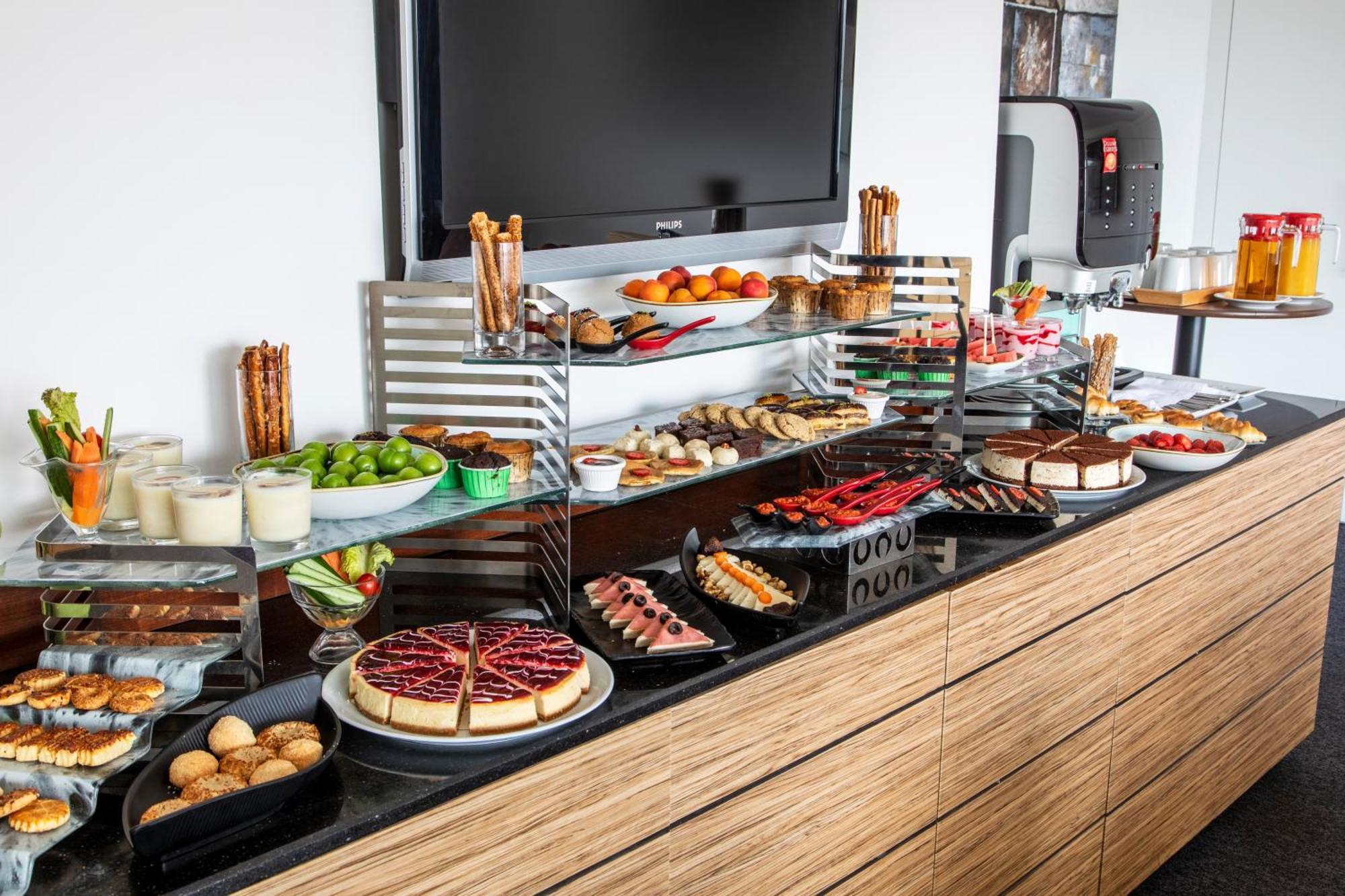 Holiday Inn Sisli By Ihg Istanbul Eksteriør billede