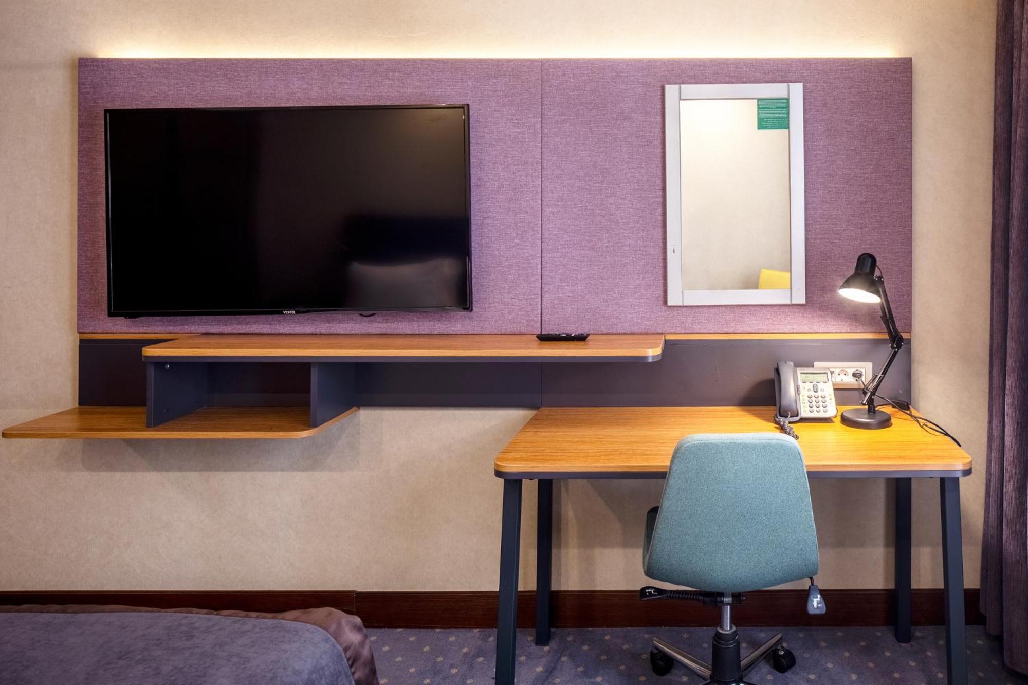 Holiday Inn Sisli By Ihg Istanbul Eksteriør billede