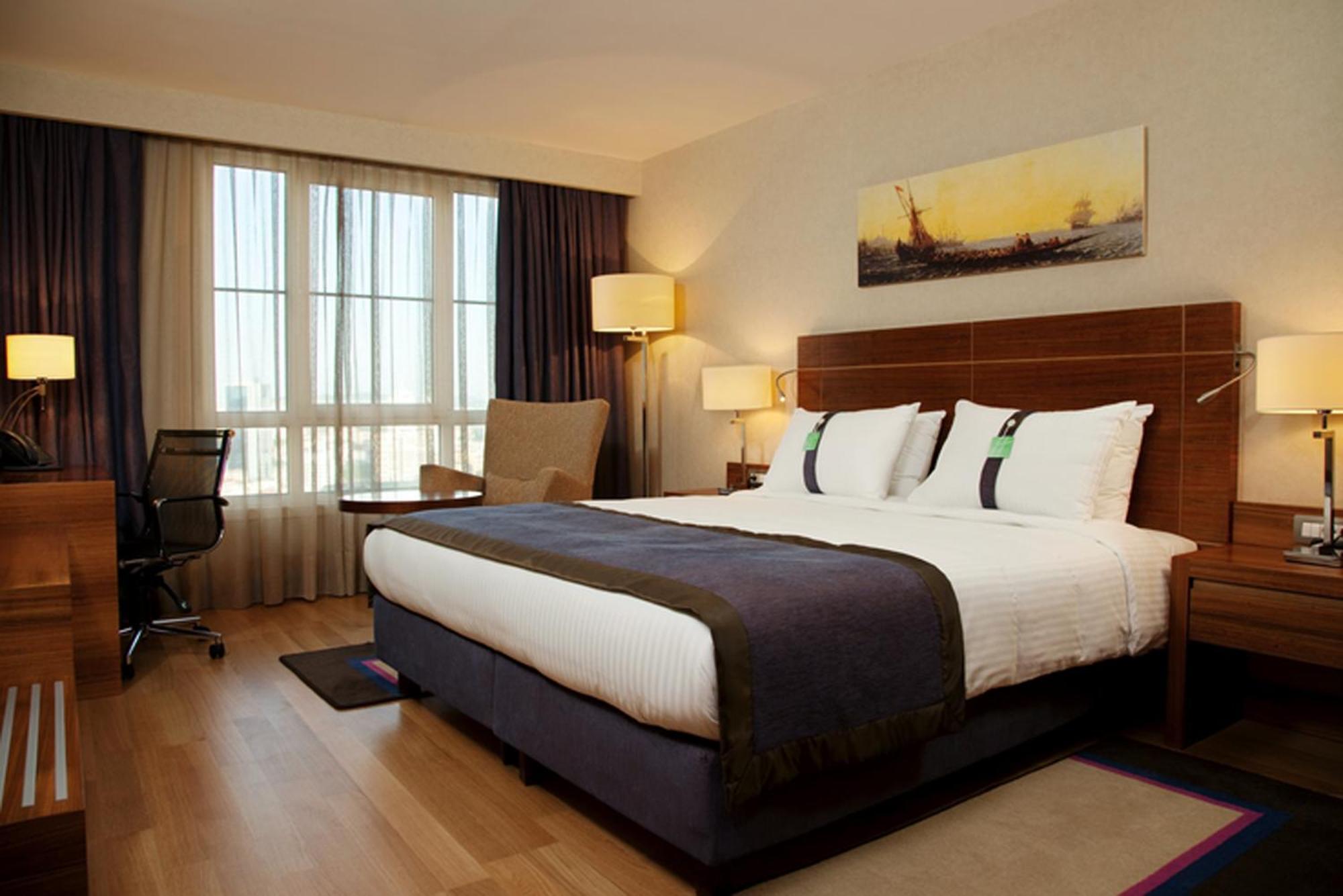 Holiday Inn Sisli By Ihg Istanbul Eksteriør billede